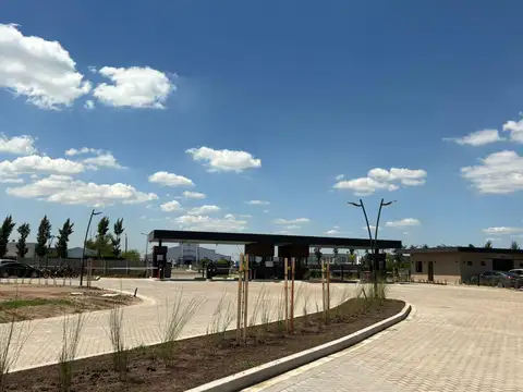 Terreno en Venta 22  mts Frente
