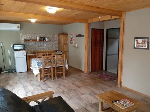 Depto Tipo Casa en Alquiler de 3 ambientes