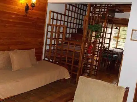 Casa 3 ambientes con 2 baños