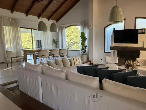 Casa en Alquiler en Jockey Club, Cordoba
