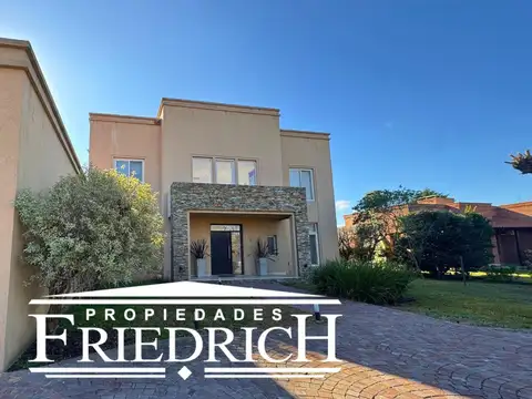 Casa en venta Club de Campo Los Puentes
