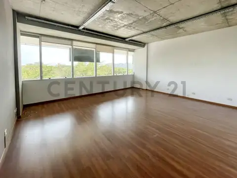 Oficina en alquiler en Nordelta frente al centro comercial