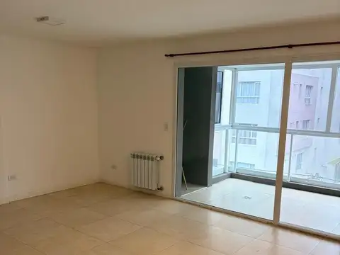 DEPARTAMENTO EN ALQUILER CON COCHERA