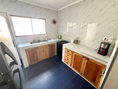 Casa 5 ambientes con 1 baño