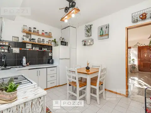 Casa en Venta con 1 cochera