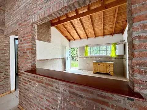Casa 4 ambientes con 3 baños