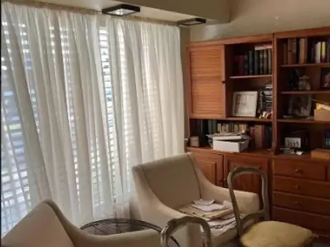 Venta de CASA 3 DORMITORIOS, La Plata