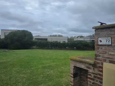 12 de Octubre 100