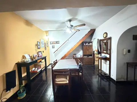 Depto Tipo Casa en Venta 25 años