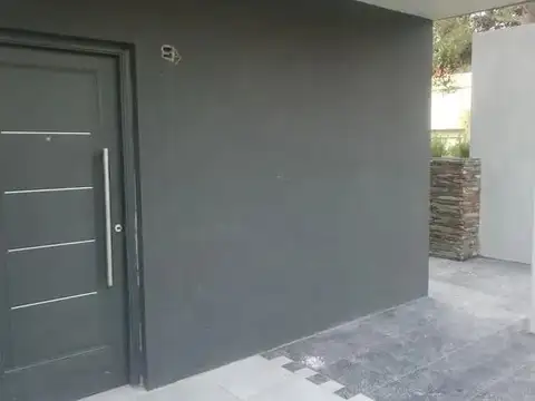 Del Dorado 1228 100, Piso 1