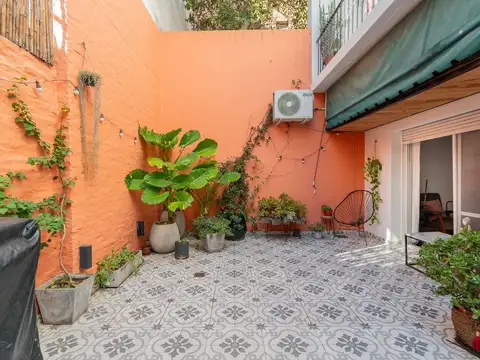 Depto Tipo Casa en Venta al Este