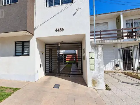 Departamento Ph 2 ambientes en venta en Zona Villa Primera, Mar del Plata