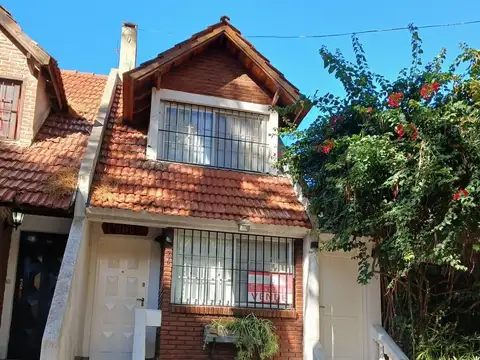 Casa - Venta - Argentina, San Bernardo - HERNANDEZ 210