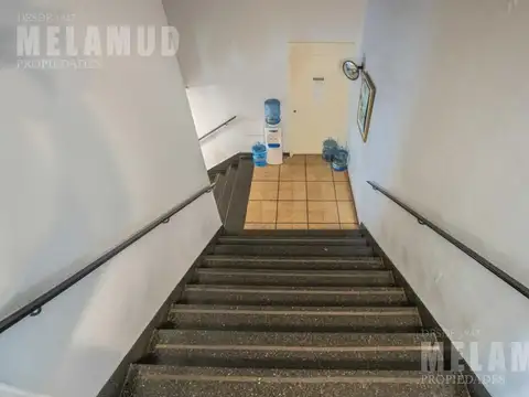 6 AMBIENTES / PH, CONSULTORIO, OFICINA / VENTA / BELGRANO BARRIO CHINO APTO PROFESIONAL