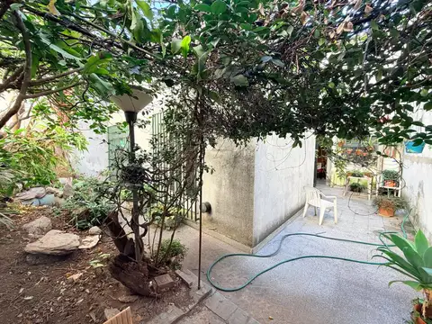 Casa en Alquiler con 1 cochera