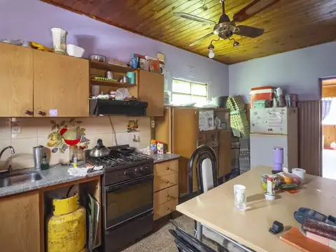 Casa 3 ambientes con 1 baño
