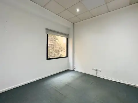 Oficina en Venta 25 años