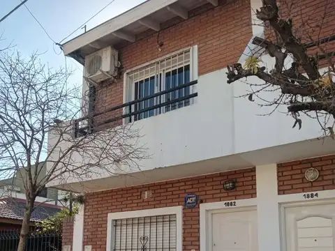 Venta Duplex 3 ambientes Ramos Mejia