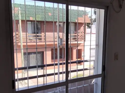 Venta Duplex 3 ambientes Ramos Mejia