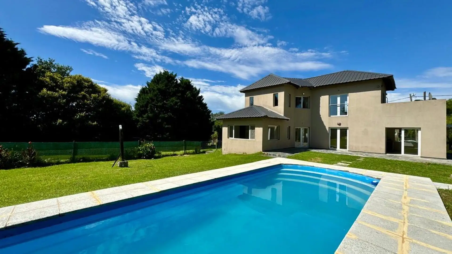 Venta casa 3 ambientes pileta Sierra de los Padres