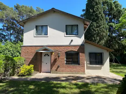 Quinta 7 Ambientes Venta Pileta Francisco Alvarez Moreno - (RESERVADO)