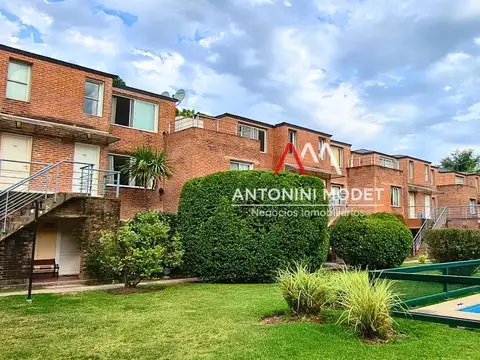 Avenida Presidente Perón 2200, Piso 1