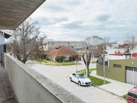 Local en Venta en Sarmiento, USD 150.000