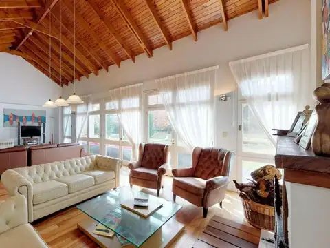 Casa en Venta de 5 dormitorios