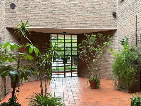 Casa en Venta en Adrogue, USD 180.000