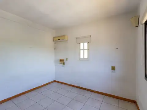 VENTA CASA, DTO BOULOGNE SAN ISIDRO