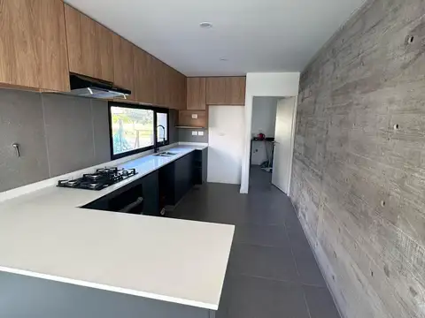 casa en venta Barrio Puertos - Araucarias - Maroto Propiedades