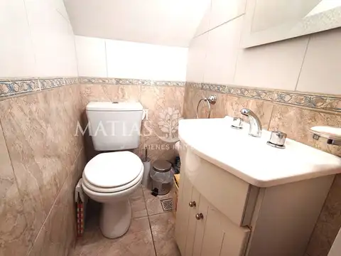 Casa en Venta con 1 cochera
