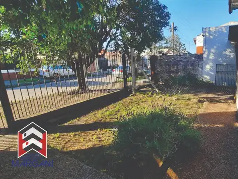 Casa 3 AMB c/ Cochera pasante S/ Lote 10 x 43,80