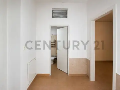La Merced 3800, Piso 0