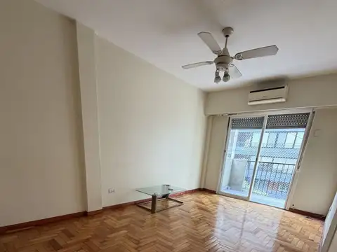 AV. LUIS MARIA CAMPOS 200, Piso 2