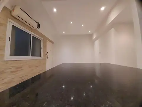 Lobería 100, Piso 3°