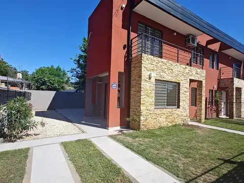 Dúplex en alquiler dos dormitorios Ituzaingó