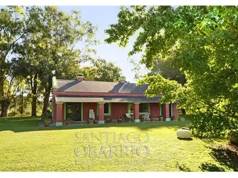 Venta de excelente Campo de 52Ha con Casa y 20 boxes en LUJAN 10