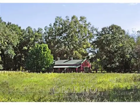 Venta de excelente Campo de 52Ha con Casa y 20 boxes en LUJAN 10 100