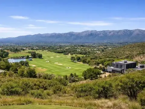 Avenida Martín Tissera 700