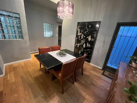 Galpon con Vivienda de 5 ambientes con quincho y terraza