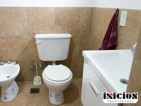Casa moderna con entorno natural único - C754