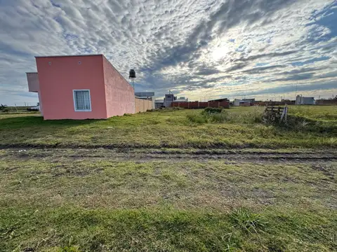 Vendo Terreno de 230 m2 en Caseros, Entre Ríos.