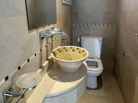 Casa en Alquiler al Noroeste