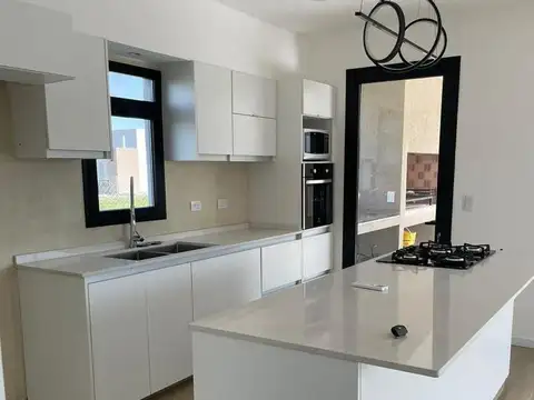 Casa en Venta en Santa Isabel, USD 169.500