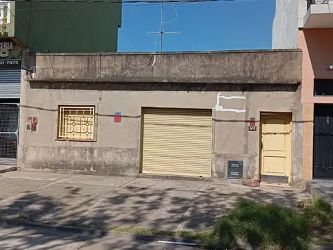 Casa 4 ambientes en venta - Gerli- Lanús