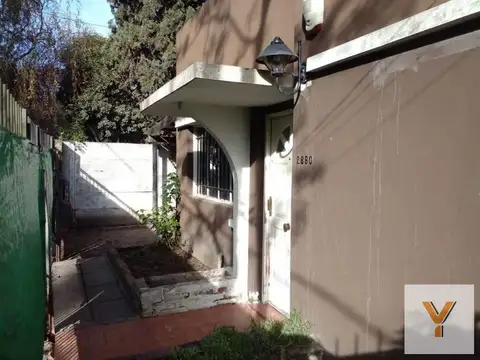 Camino General Belgrano e/ 447 y 448