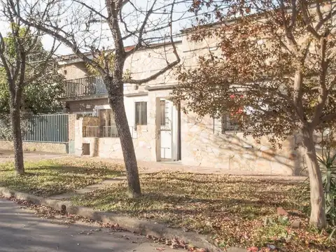 Casa en Venta al Oeste