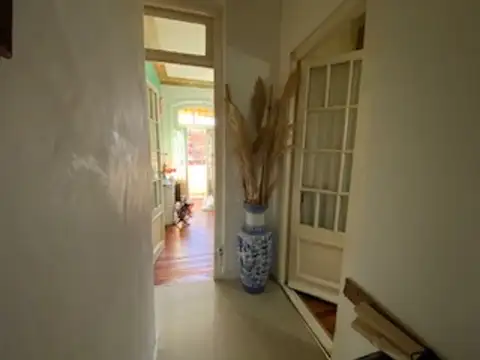 Depto Tipo Casa en Venta 64 años