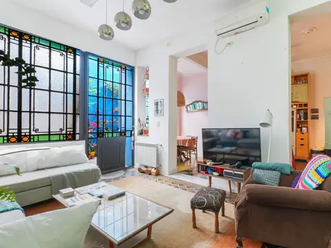 Depto Tipo Casa en Venta de 5 ambientes